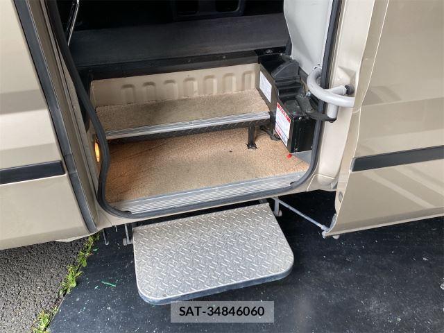 Toyota COASTER 2018 6306038-10