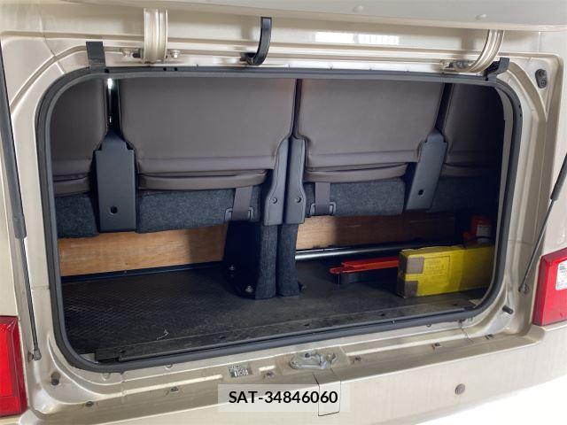 Toyota COASTER 2018 6306038-9