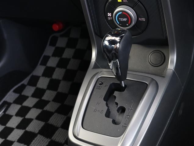 Daihatsu COPEN 2024 6308079-9