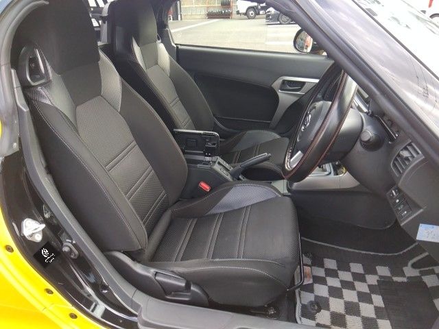 Daihatsu COPEN 2023 6308268-9