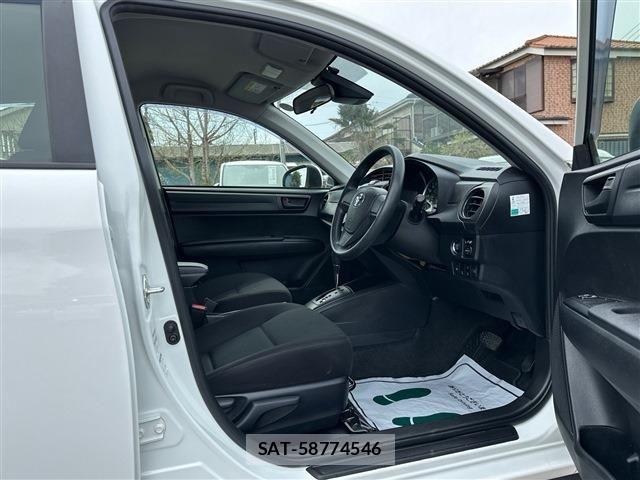 Toyota COROLLA AXIO 2020 6308497-9