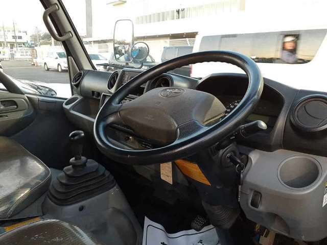 Toyota DYNA TRUCK 2017 6288577-8