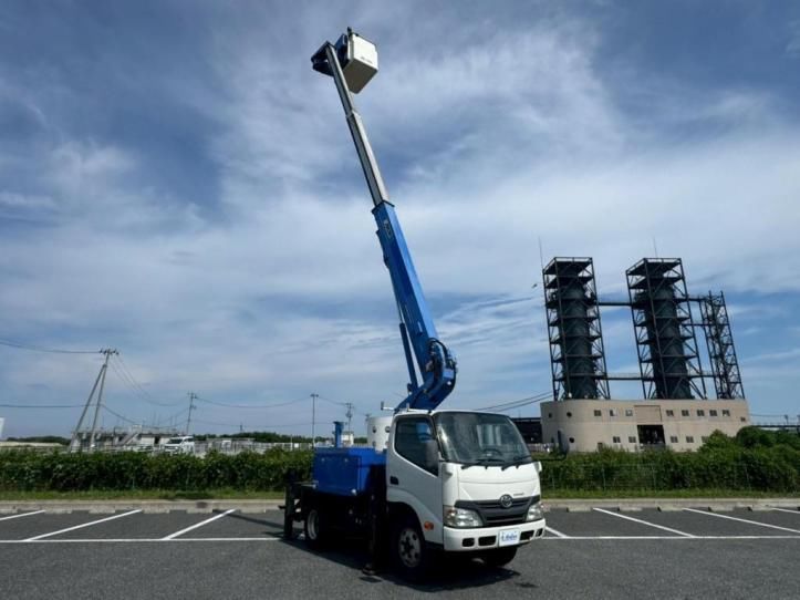 Toyota DYNA TRUCK 2012 6290892-8