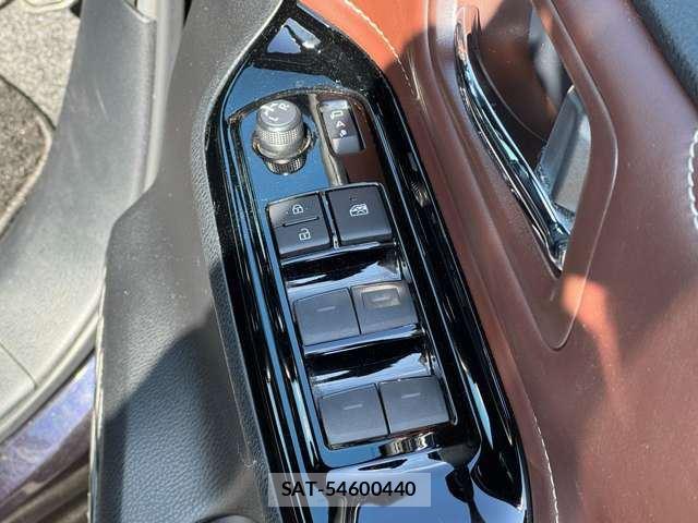 Toyota ESQUIRE 2020 6294477-9