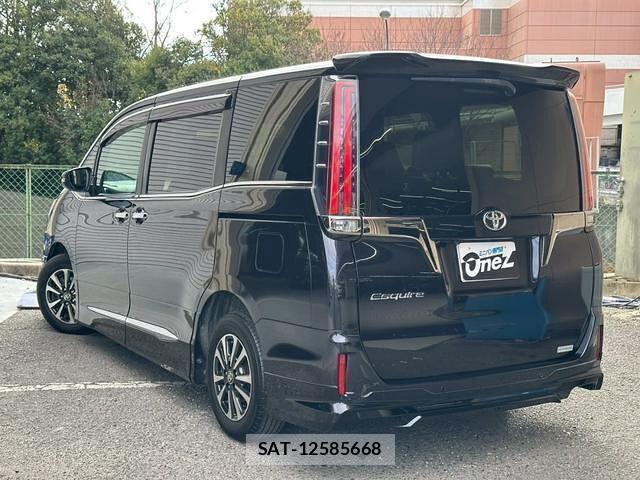 Toyota ESQUIRE 2019 6295716-9