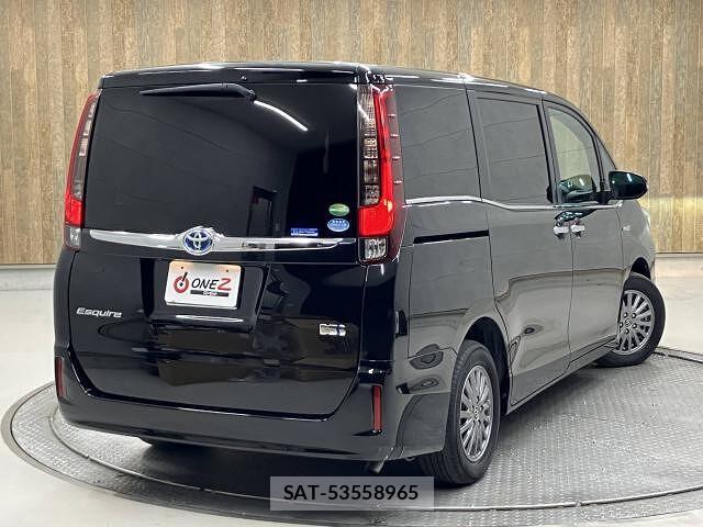 Toyota ESQUIRE 2016 6301059-1