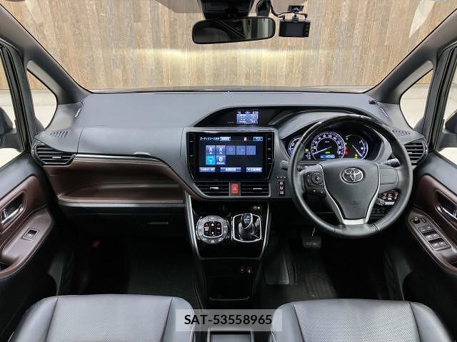 Toyota ESQUIRE 2016 6301059-2