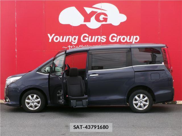 Toyota ESQUIRE 2015 6302339-0