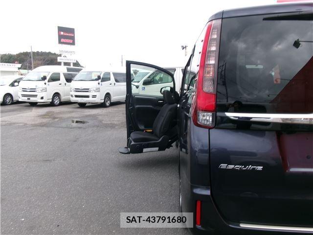 Toyota ESQUIRE 2015 6302339-2