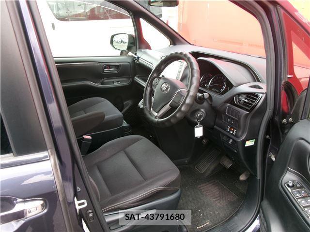 Toyota ESQUIRE 2015 6302339-9