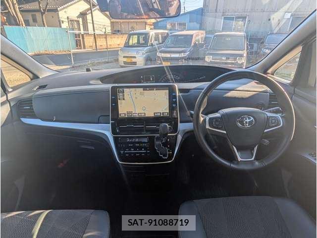 Toyota ESTIMA 2018 6305231-1