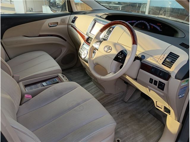 Toyota ESTIMA 2013 6308498-3