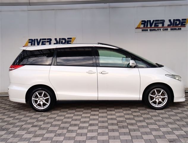 Toyota ESTIMA 2007 6310518-2