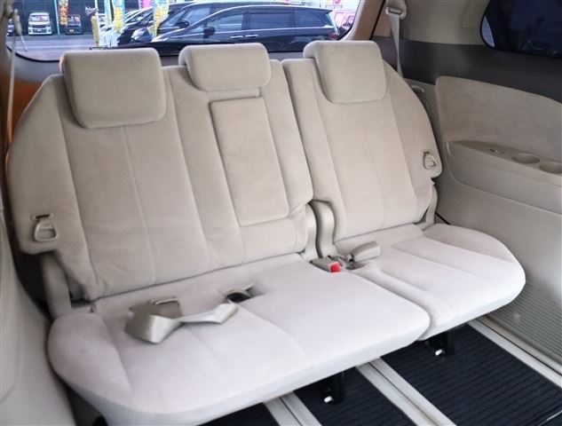 Toyota ESTIMA 2007 6310518-8