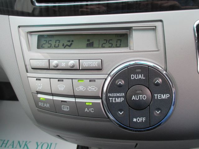 Toyota ESTIMA 2006 6310811-6