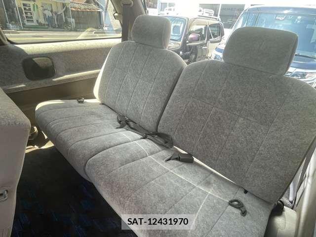 Toyota ESTIMA 1997 6311106-7