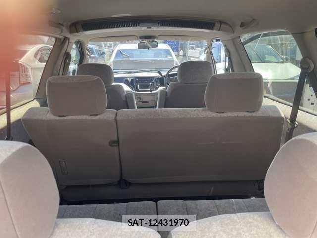 Toyota ESTIMA 1997 6311106-8