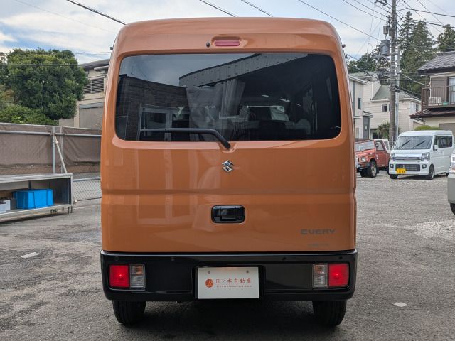 Suzuki EVERY 2025 6308241-8