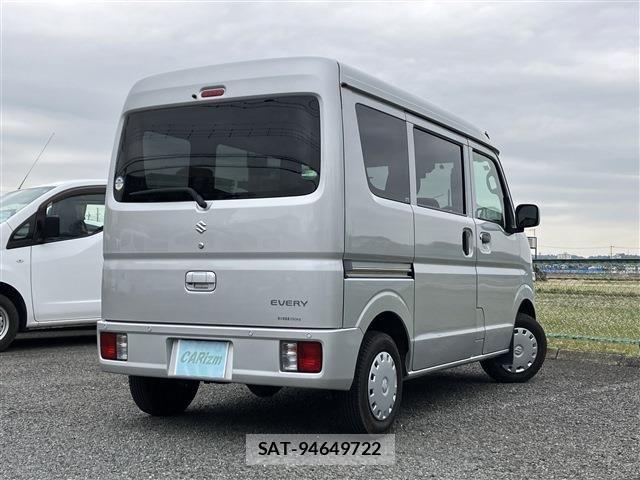 Suzuki EVERY 2020 6311084-1
