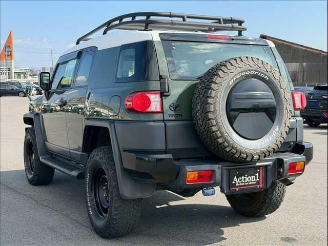 Toyota FJ CRUISER 2013 6314537-4
