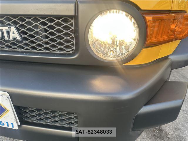 Toyota FJ CRUISER 2011 6315374-9