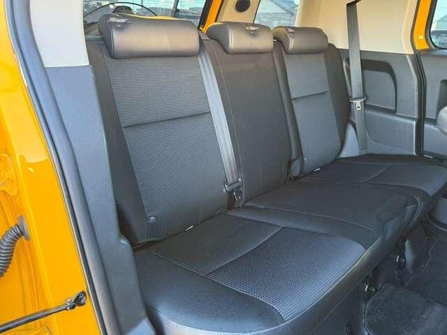 Toyota FJ CRUISER 2011 6315644-4