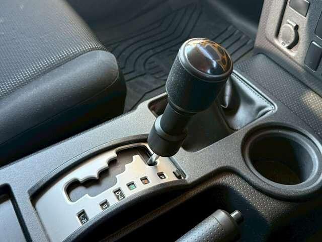 Toyota FJ CRUISER 2011 6315644-5