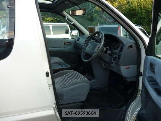 Toyota GRANVIA 1997 6316418-3