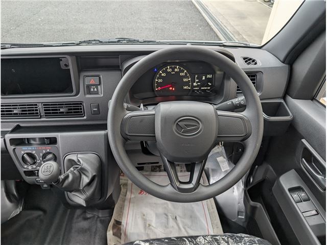 Daihatsu HIJET CARGO 2025 6318044-10
