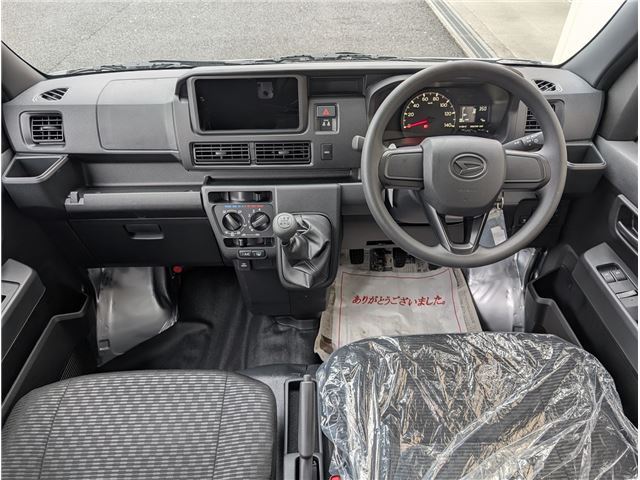 Daihatsu HIJET CARGO 2025 6318044-2