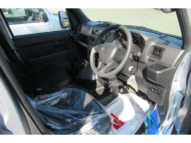 Daihatsu HIJET CARGO 2024 6318404-6