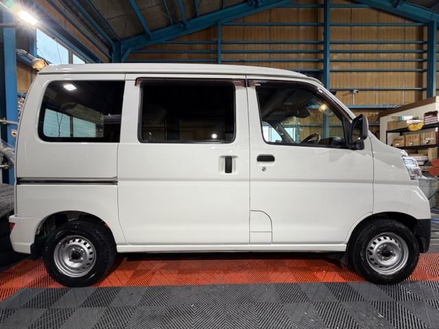 Daihatsu HIJET CARGO 2021 6319677-3