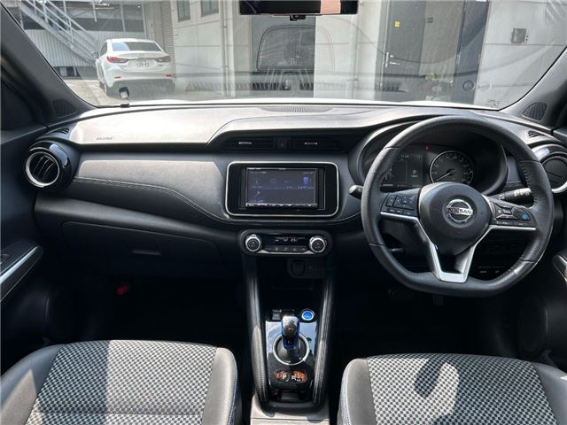 Nissan KICKS 2022 6310417-2