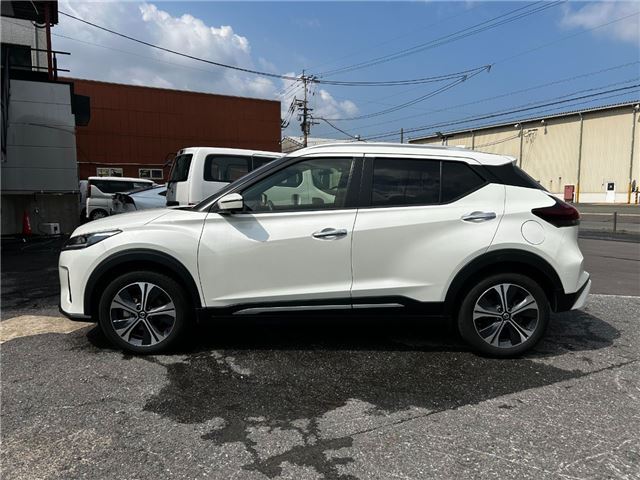 Nissan KICKS 2022 6310417-6