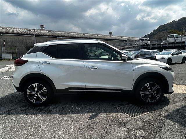 Nissan KICKS 2022 6310417-7