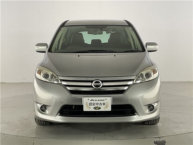 Nissan LAFESTA 2013 6315042-4
