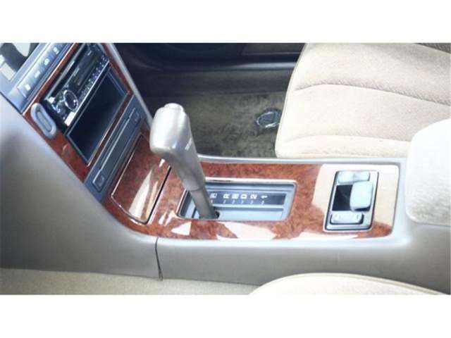 Nissan LAUREL 1993 6316010-8