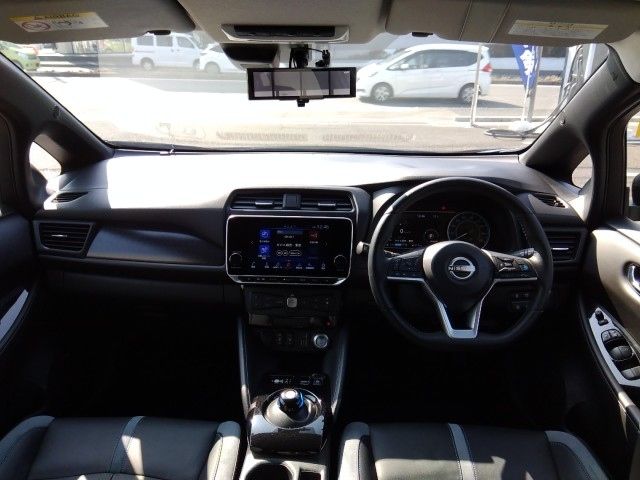 Nissan LEAF 2024 6316412-8