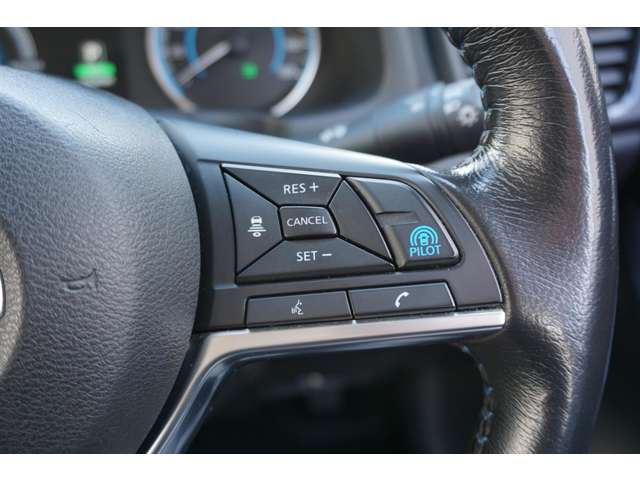 Nissan LEAF 2018 6318230-10