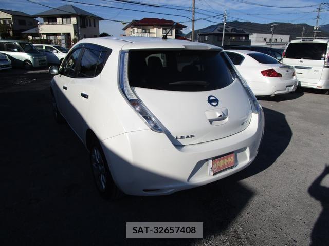 Nissan LEAF 2013 6318774-4