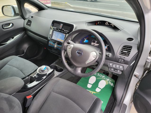 Nissan LEAF 2013 6318835-2