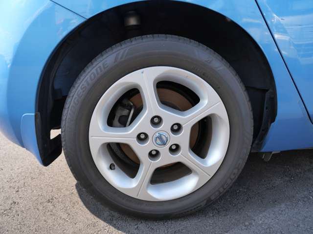 Nissan LEAF 2012 6318866-7