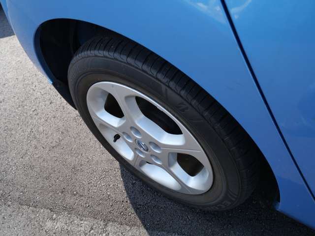 Nissan LEAF 2012 6318866-9