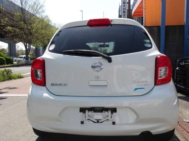 Nissan MARCH 2014 6320489-1