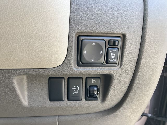Nissan MARCH 2011 6321028-8