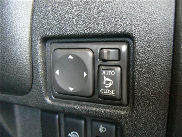 Nissan MARCH 2011 6321217-8