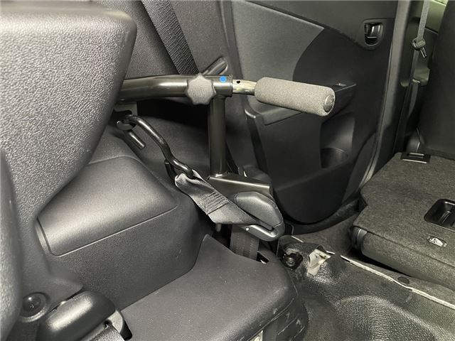 Toyota RACTIS 2014 6286057-7