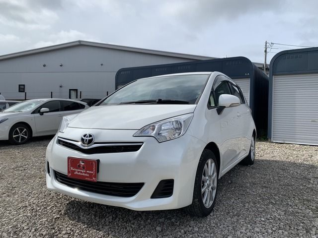 Toyota RACTIS 2013 6286211-0