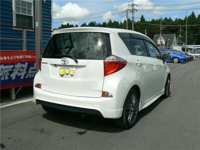 Toyota RACTIS 2013 6286248-1