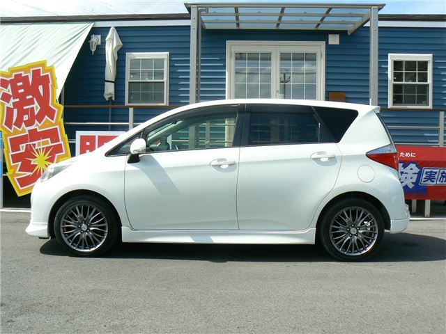 Toyota RACTIS 2013 6286248-3